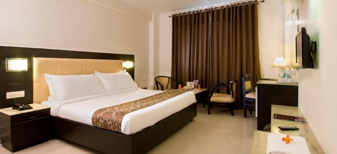 Hotel Pushp Villa Agra Taj East Gate מראה חיצוני תמונה