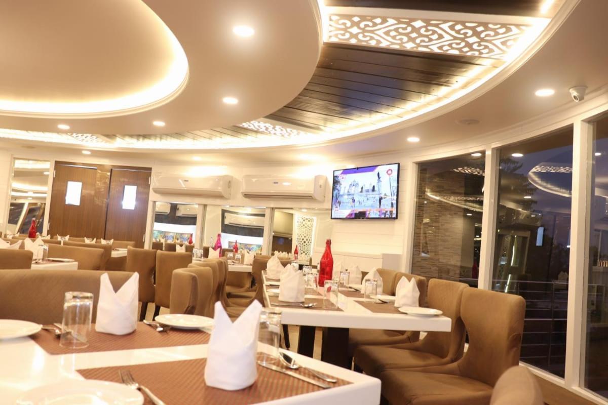 Hotel Pushp Villa Agra Taj East Gate מראה חיצוני תמונה
